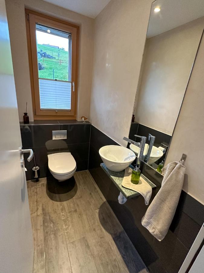 Gaestehaus Myhideaway Reichenbach im Kandertal ภายนอก รูปภาพ